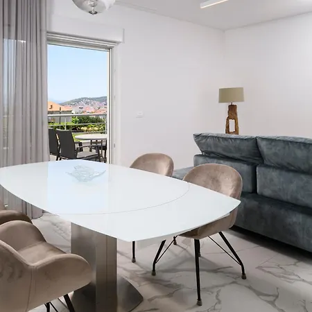Brand New Luxury G & L With Sea View Appartement