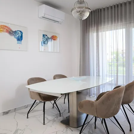 Brand New Luxury G & L With Sea View Trogir